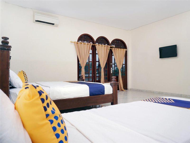 Spot On 2629 Duta Karimun Hotel Karimunjawa Kültér fotó