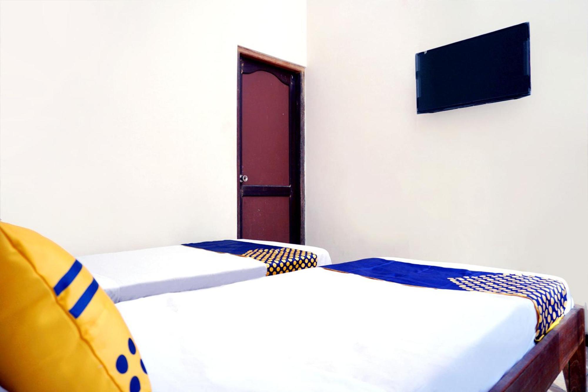 Spot On 2629 Duta Karimun Hotel Karimunjawa Kültér fotó