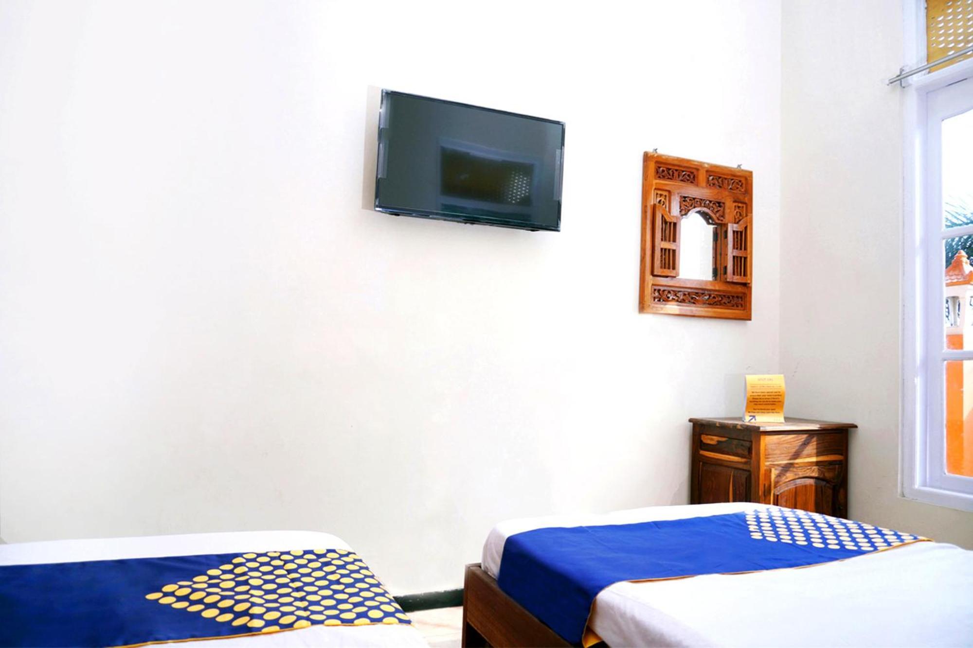 Spot On 2629 Duta Karimun Hotel Karimunjawa Kültér fotó